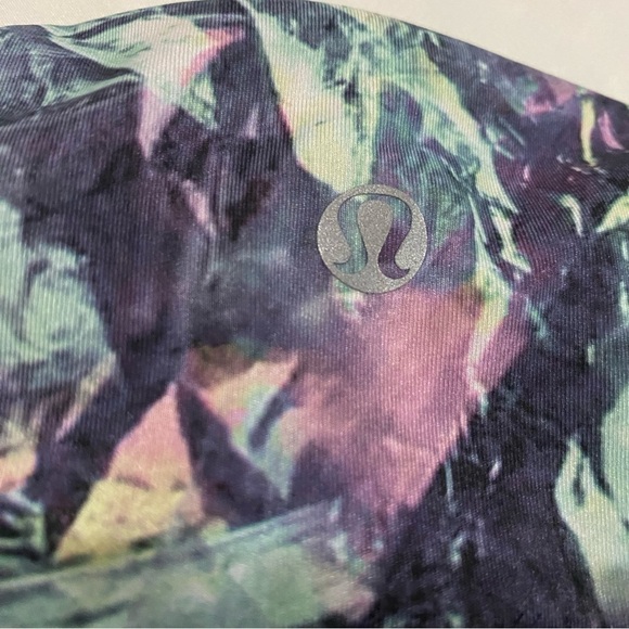 Lululemon  Capri multicolour size 6 - Picture 2 of 6